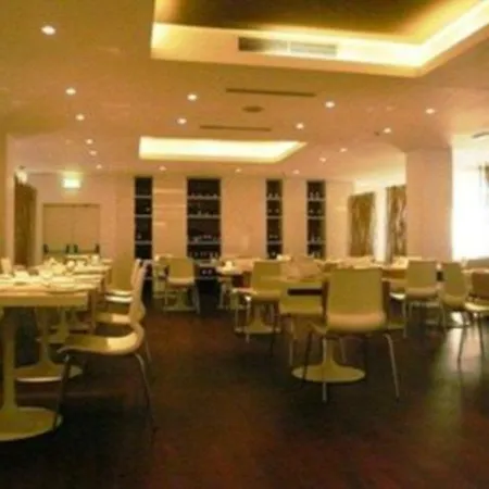 Hotel Western Tower